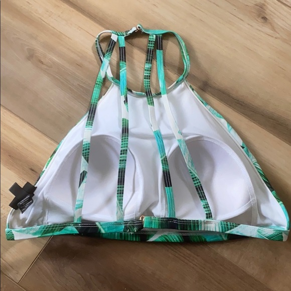 To small. - Picture 2 of 2